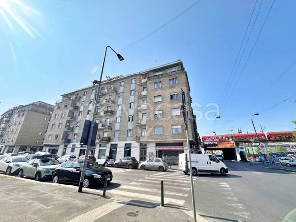 appartamento in vendita a Milano in zona Loreto