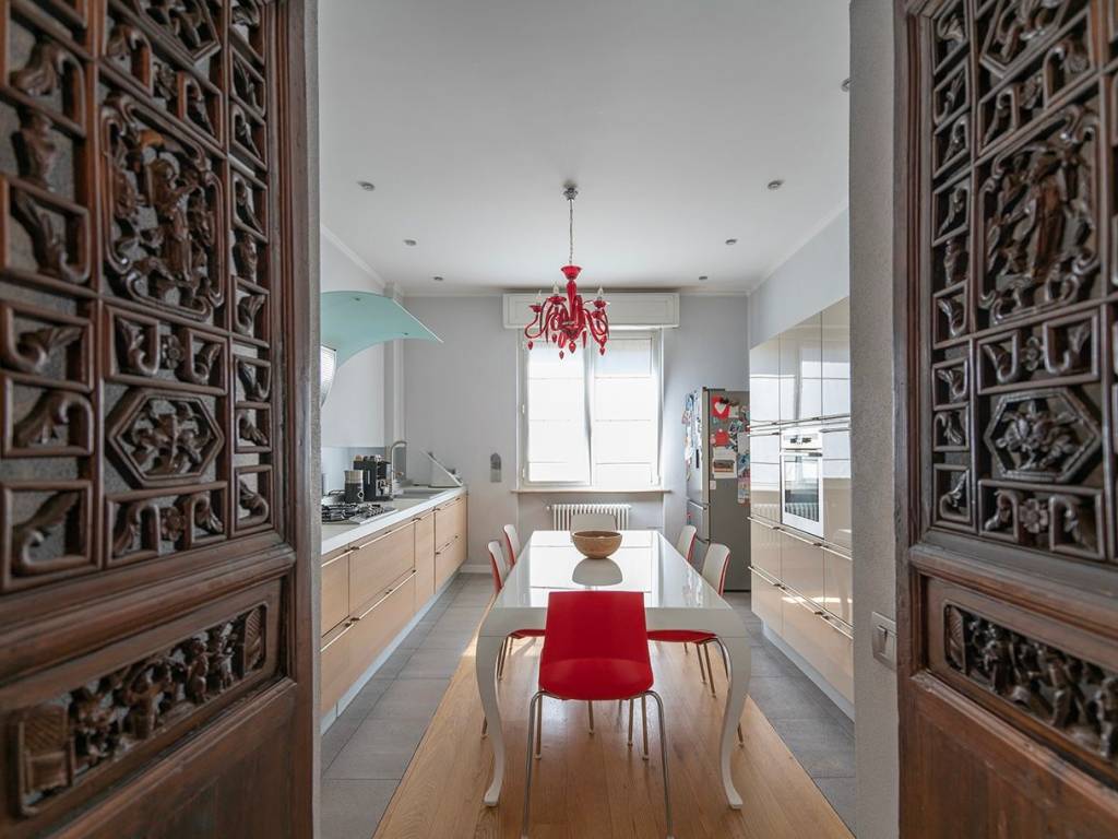 appartamento in vendita a Milano in zona Centro Direzionale