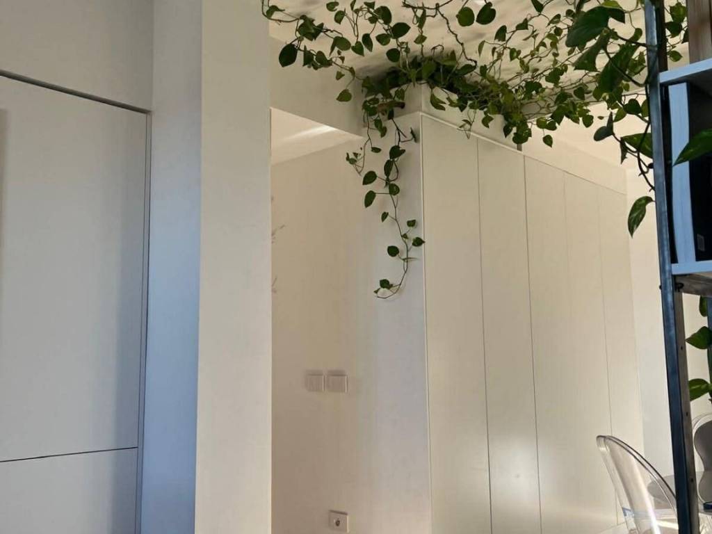 appartamento in vendita a Milano in zona Famagosta