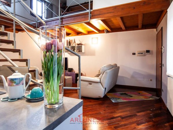 appartamento in vendita a Milano in zona Bovisa