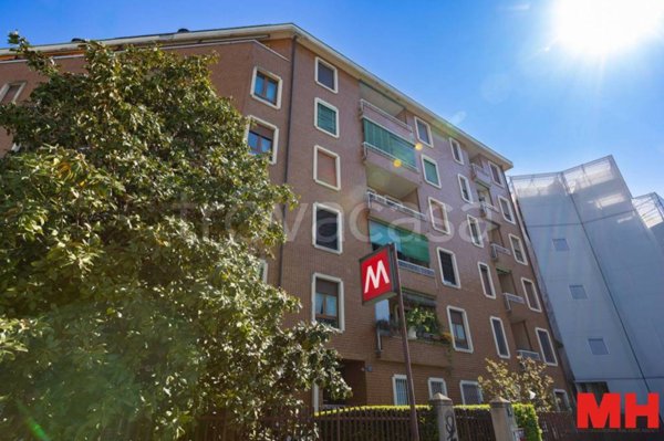 appartamento in vendita a Milano in zona Porta Genova