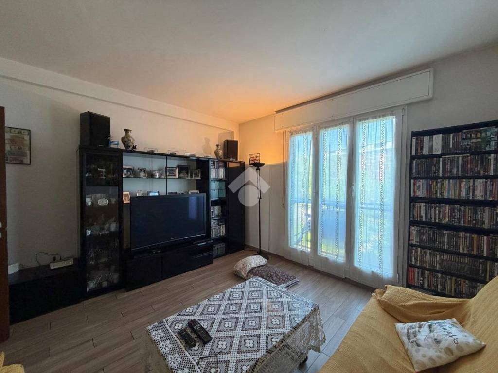 appartamento in vendita a Milano in zona Barona