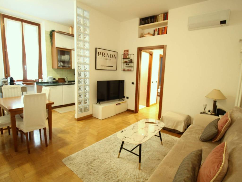 appartamento in vendita a Milano in zona Il Portello