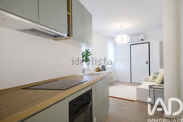 appartamento in vendita a Milano in zona Casoretto