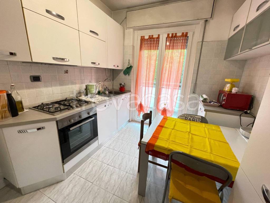 appartamento in vendita a Milano in zona Gallaratese