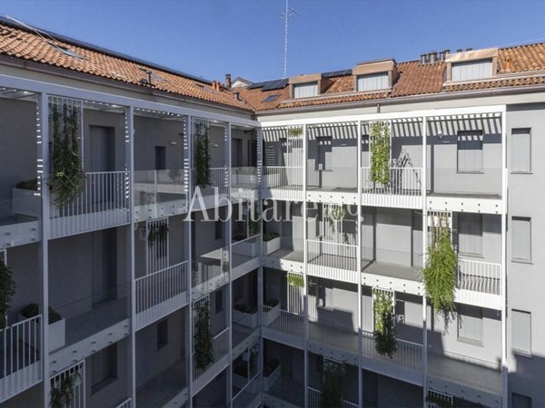 appartamento in vendita a Milano in zona Porta Romana