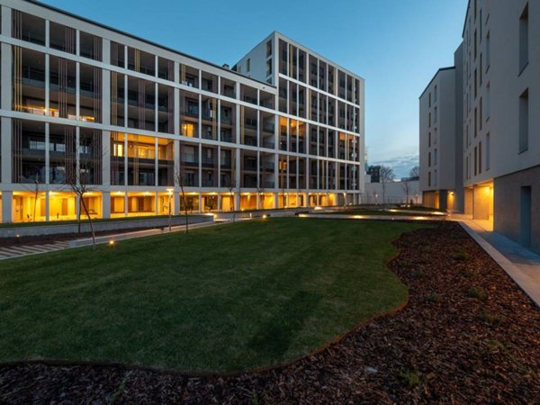 appartamento in vendita a Milano in zona Lambrate