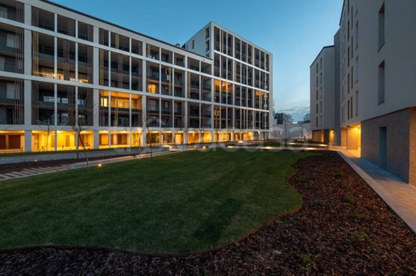 appartamento in vendita a Milano in zona Lambrate