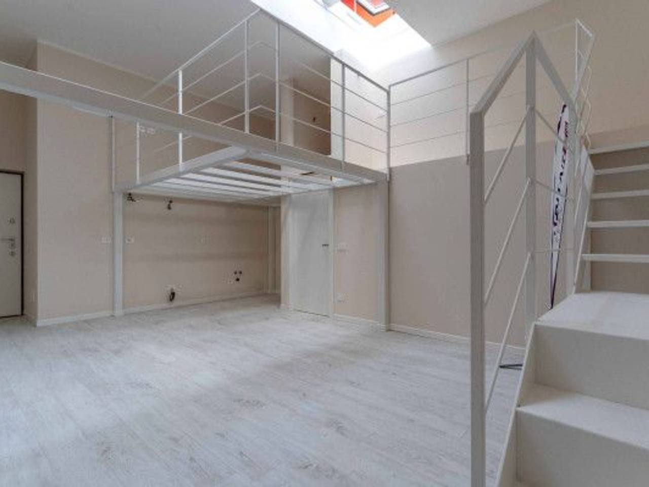 appartamento in vendita a Milano in zona Morivione