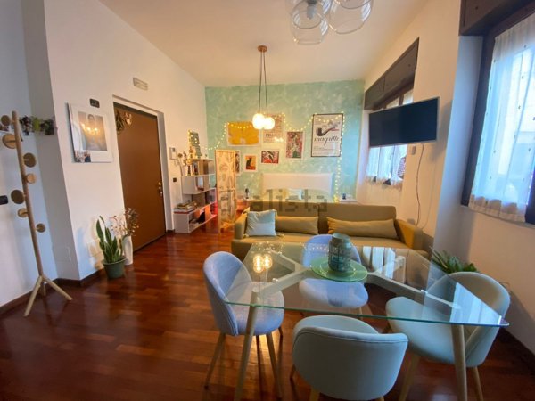 appartamento in vendita a Milano in zona Rogoredo