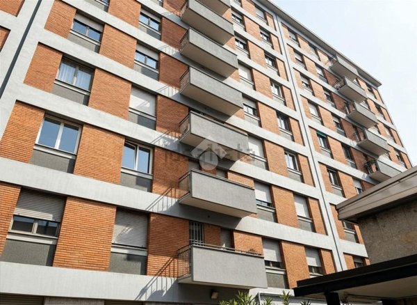 appartamento in vendita a Milano in zona Porta Venezia