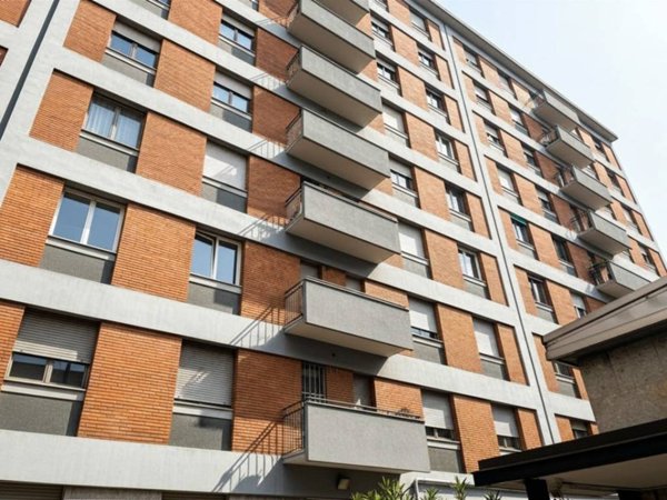 appartamento in vendita a Milano in zona Porta Venezia