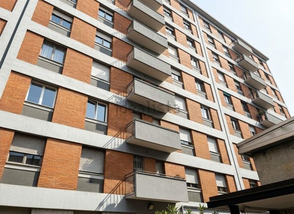 appartamento in vendita a Milano in zona Porta Venezia