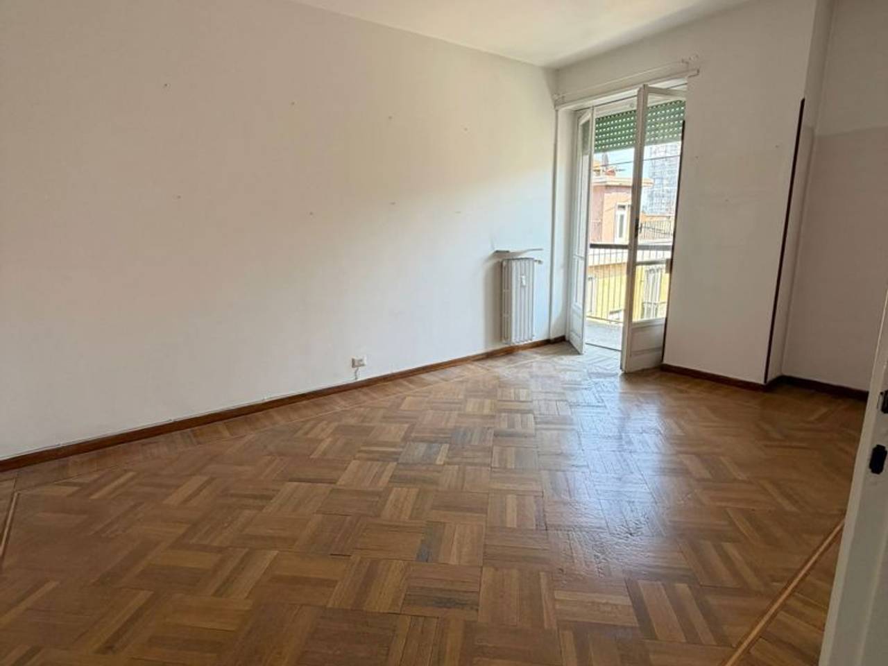appartamento in vendita a Milano in zona Cagnola