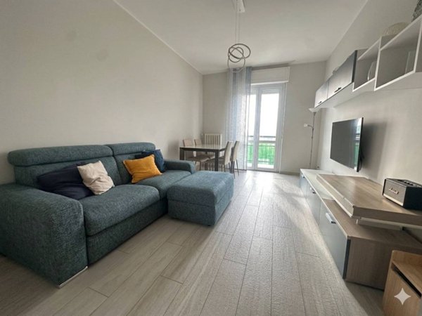 appartamento in vendita a Milano in zona Famagosta