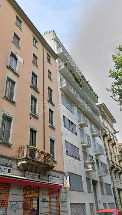 appartamento in vendita a Milano in zona Ghisolfa