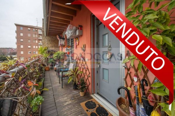 appartamento in vendita a Milano in zona Rottole