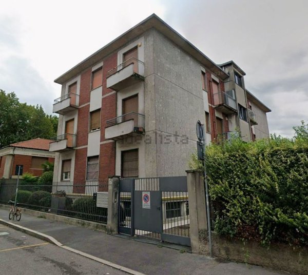 appartamento in vendita a Milano in zona Garegnano