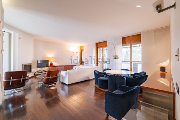 appartamento in vendita a Milano in zona Sempione