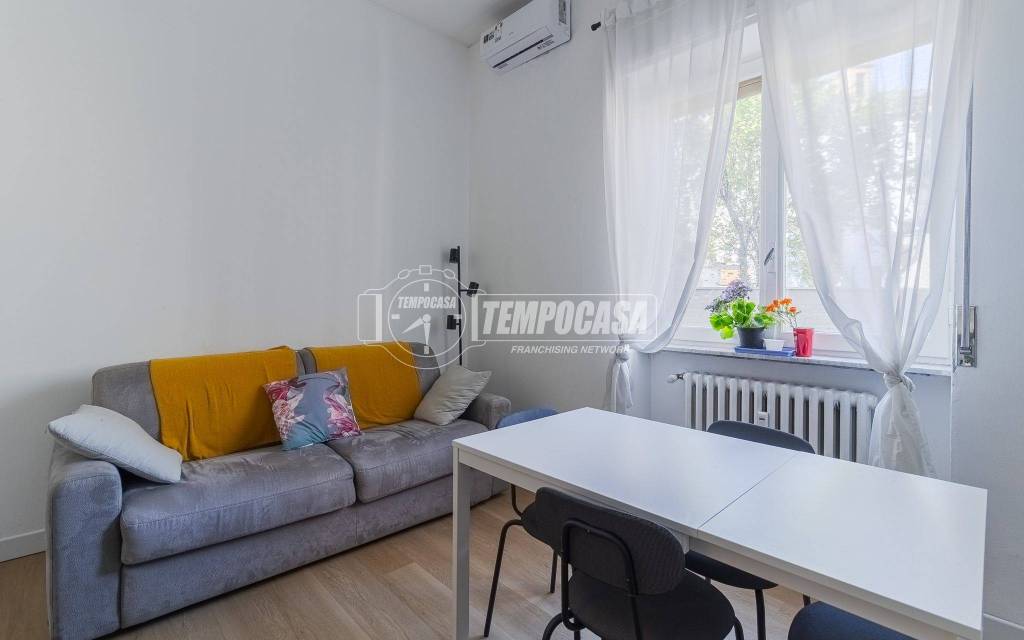 appartamento in vendita a Milano in zona Porta Vittoria