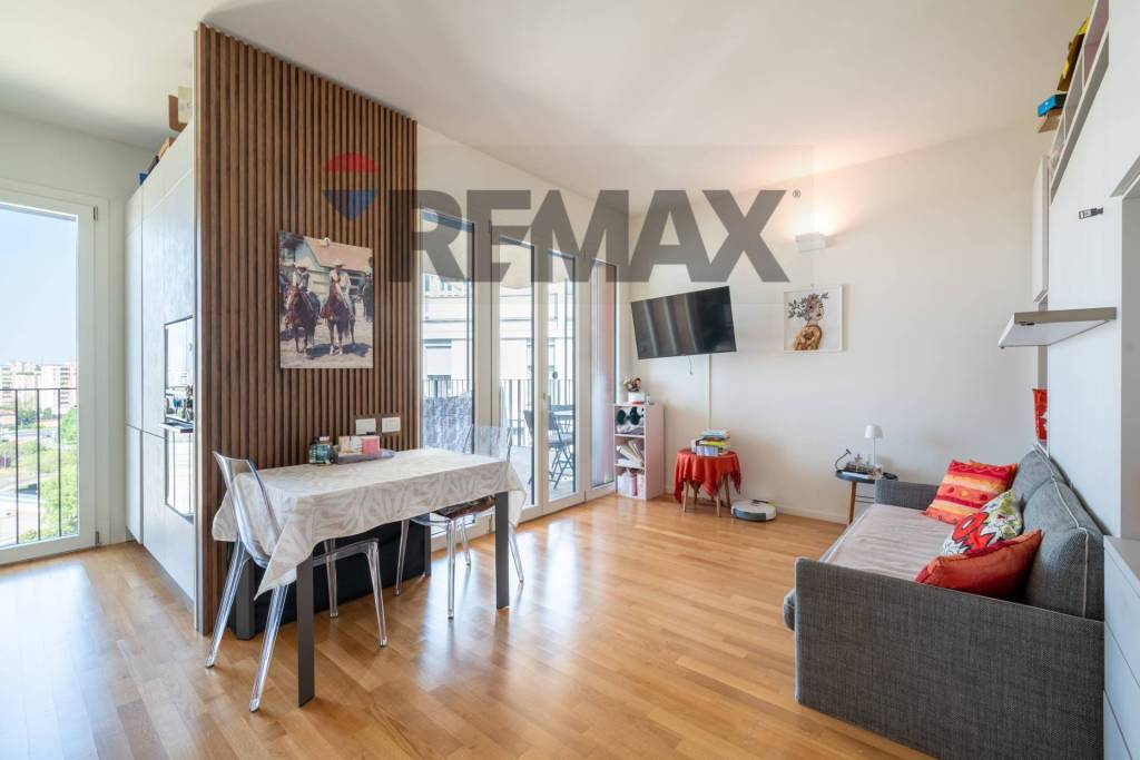 appartamento in vendita a Milano in zona Baggio