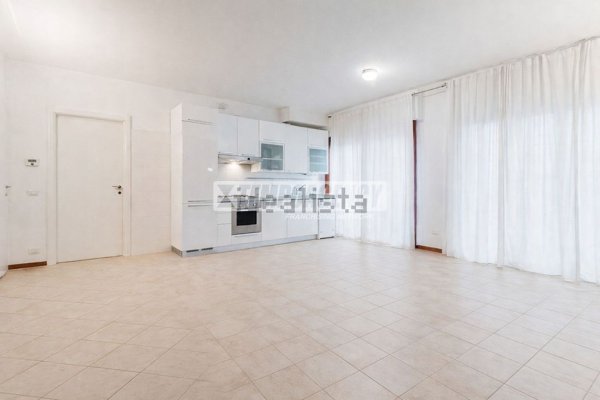 appartamento in vendita a Milano in zona Rogoredo