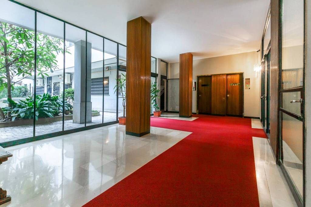 appartamento in vendita a Milano in zona Isola