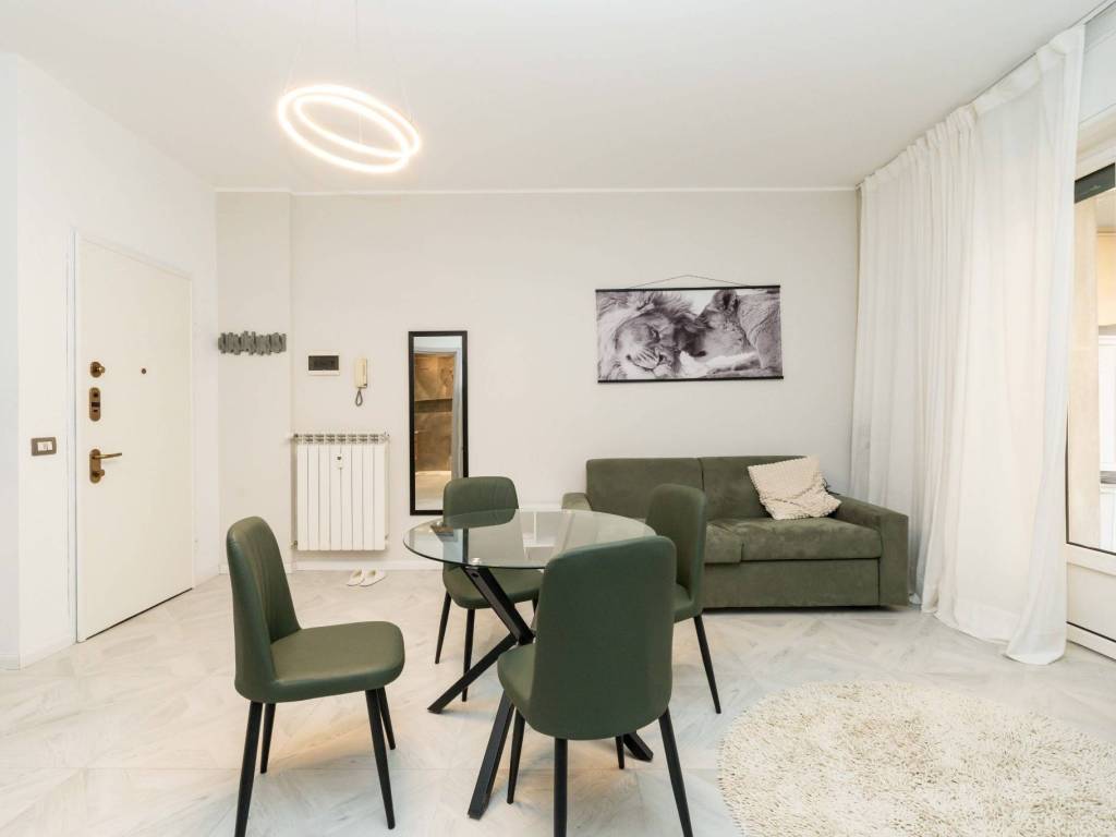 appartamento in vendita a Milano in zona Centro Direzionale