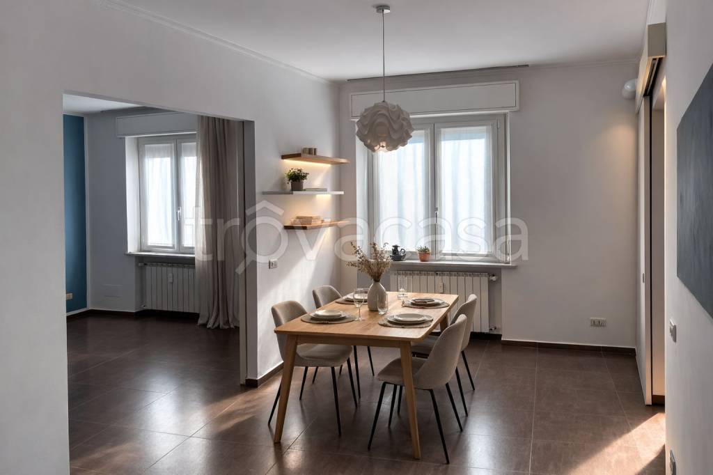 appartamento in vendita a Milano in zona Ghisolfa