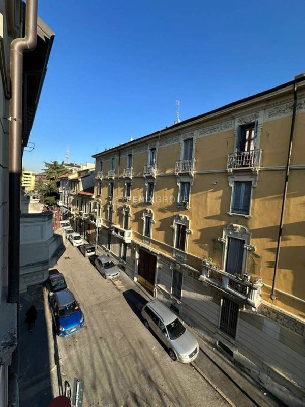 appartamento in vendita a Milano in zona Loreto