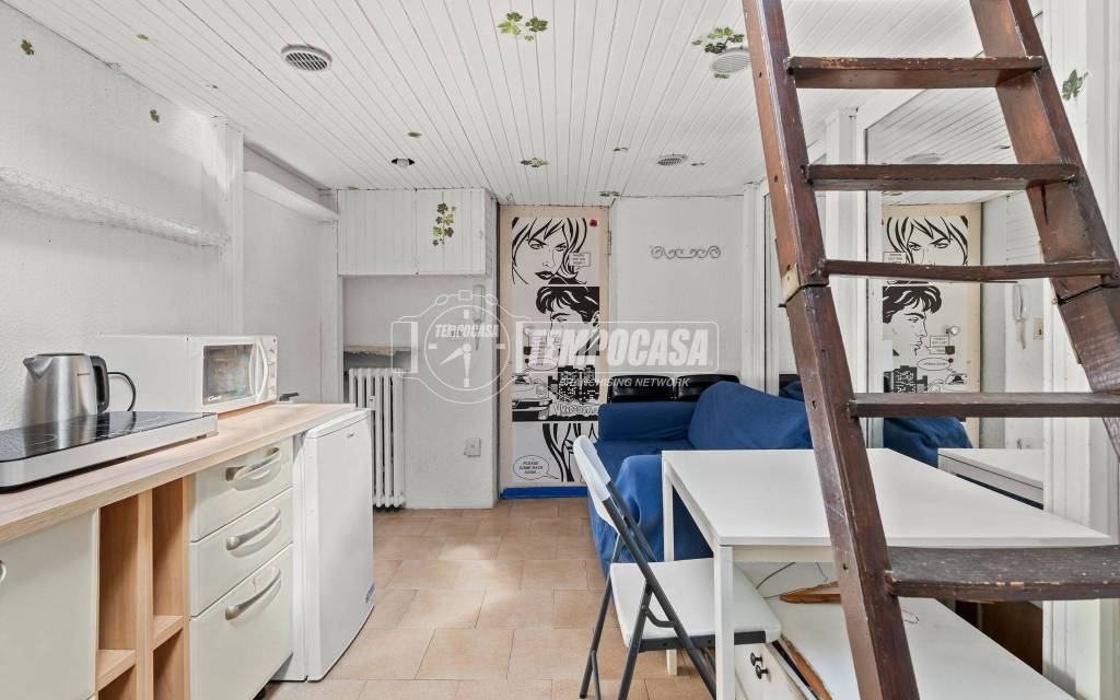 appartamento in vendita a Milano in zona Città Studi