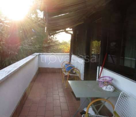 appartamento in vendita a Milano in zona Baggio