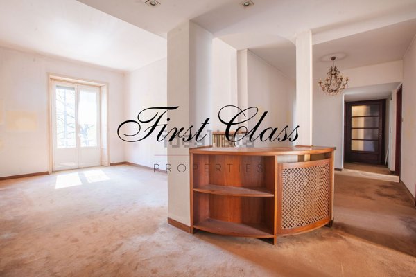 appartamento in vendita a Milano in zona Solari