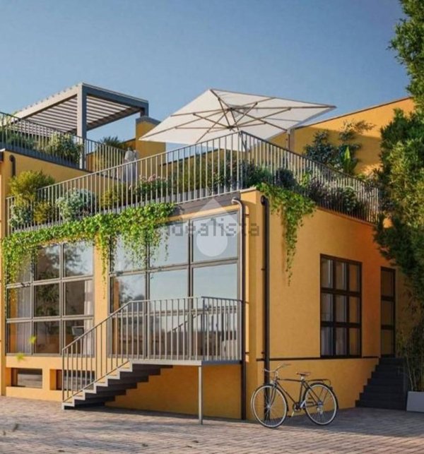 appartamento in vendita a Milano in zona Famagosta