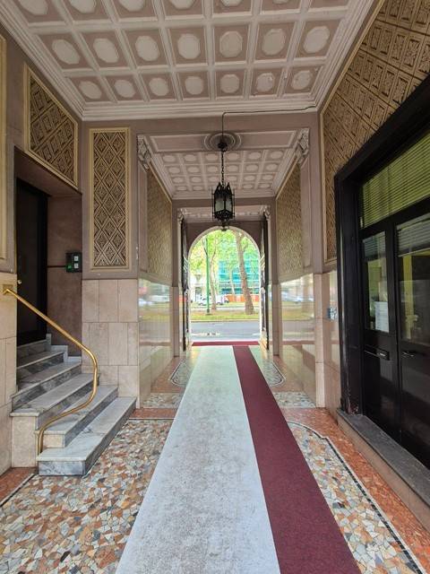 appartamento in vendita a Milano in zona Maggiolina