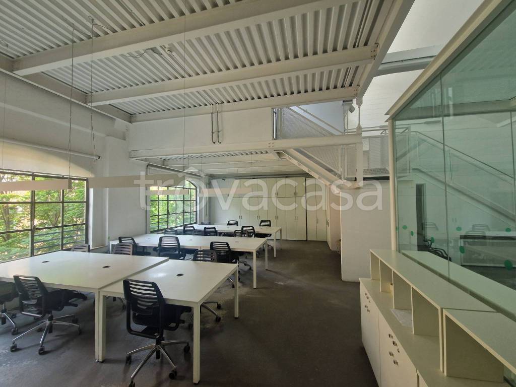 ufficio in vendita a Milano