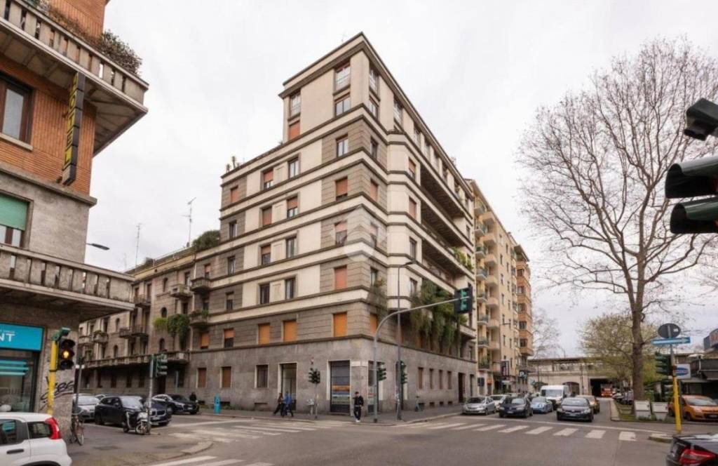 appartamento in vendita a Milano in zona Loreto