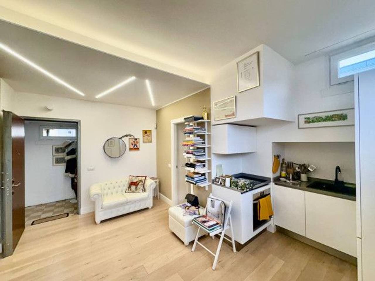 appartamento in vendita a Milano in zona Isola