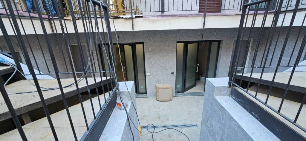 appartamento in vendita a Milano in zona Porta Vittoria