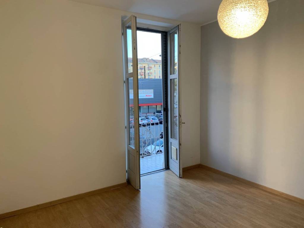 appartamento in vendita a Milano in zona Adriano