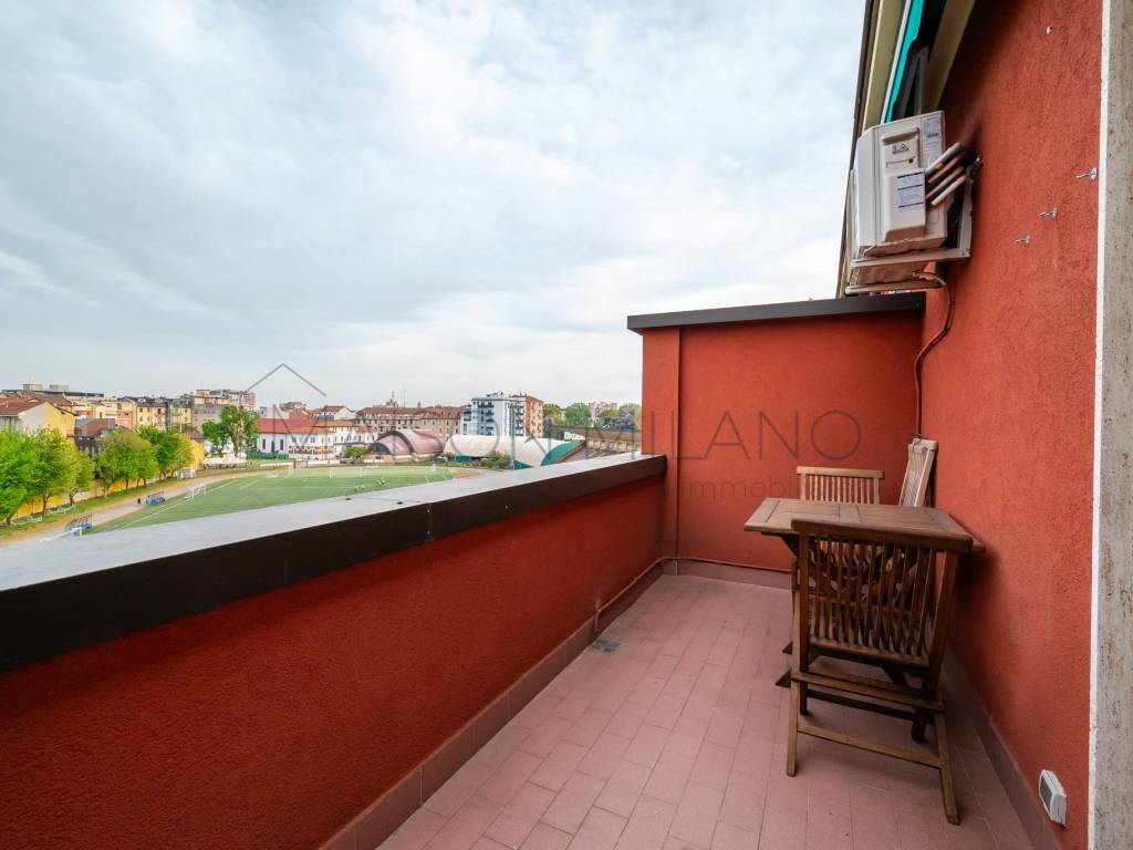 appartamento in vendita a Milano in zona Vigentino