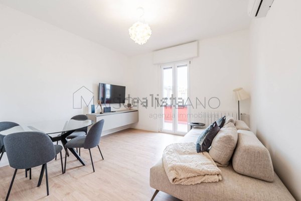 appartamento in vendita a Milano in zona Vigentino
