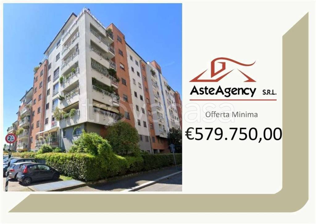 appartamento in vendita a Milano in zona Quarto Oggiaro