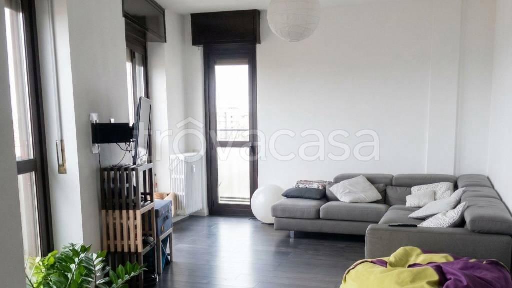 appartamento in vendita a Milano in zona Crescenzago