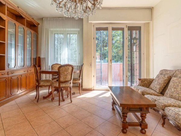 appartamento in vendita a Milano in zona Forlanini