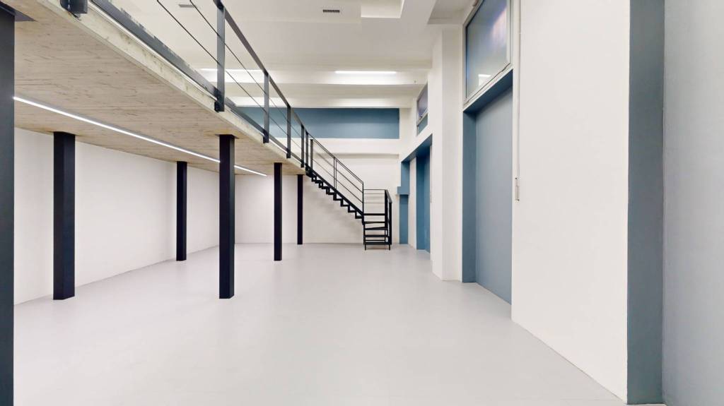 ufficio in vendita a Milano in zona Guastalla
