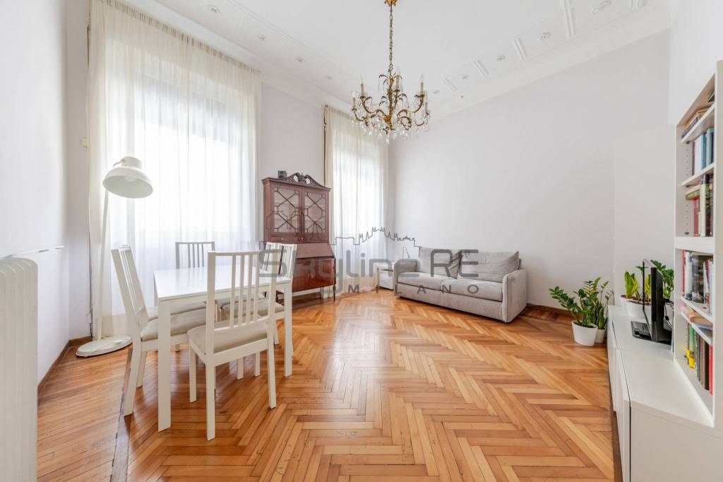 appartamento in vendita a Milano in zona Città Studi