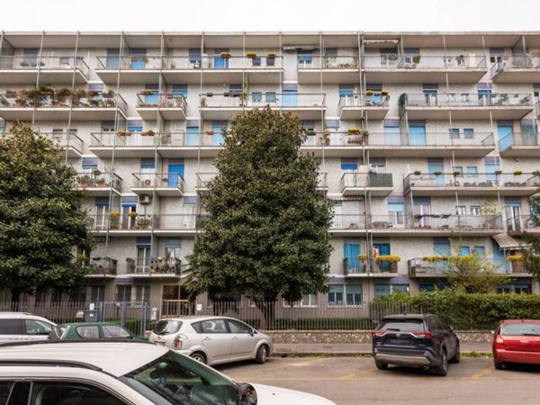 appartamento in vendita a Milano in zona Trenno