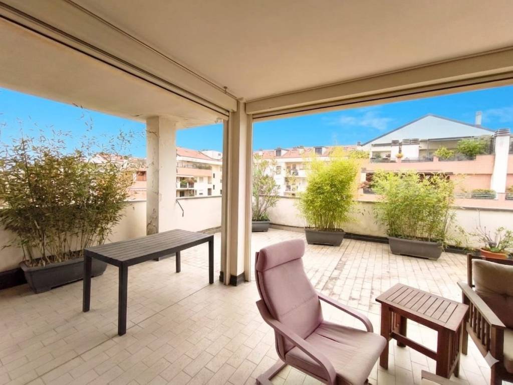 appartamento in vendita a Milano in zona Lambrate