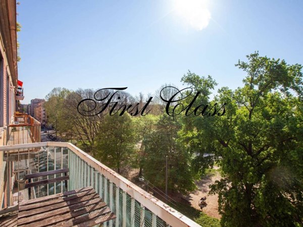 appartamento in vendita a Milano in zona Solari